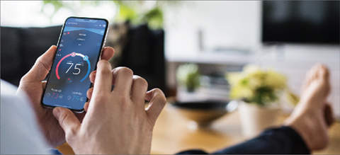 Mobile phone with Comfort Sync app.
